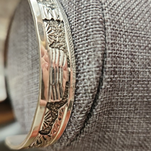 NWOT Native American Navajo Handmade Sterling Storyteller Bracelet ❤️🐑 - Picture 4 of 14